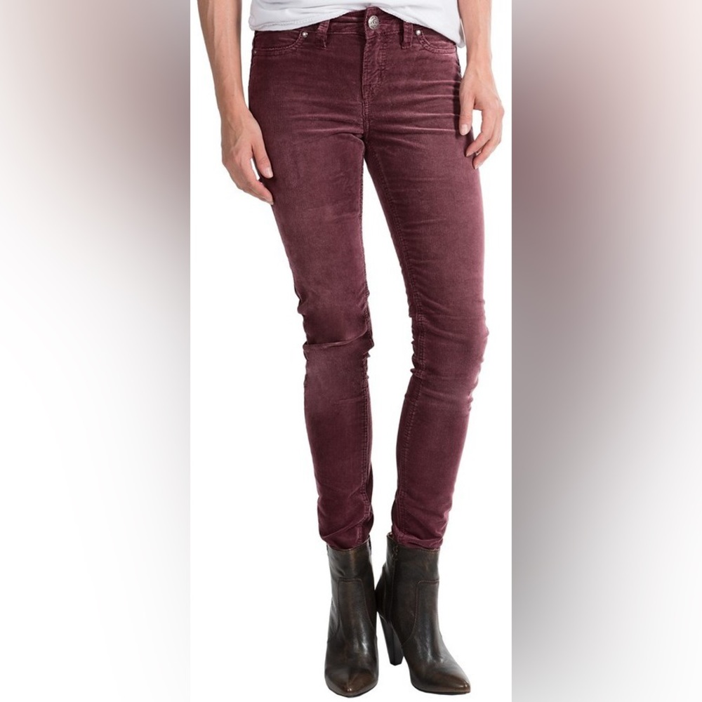 NWT Silver Jeans Suki Corduroy Jeggings